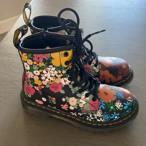 Dr. Martens Floral Mash Up Boot Sz 13 - Picture 2 of 9